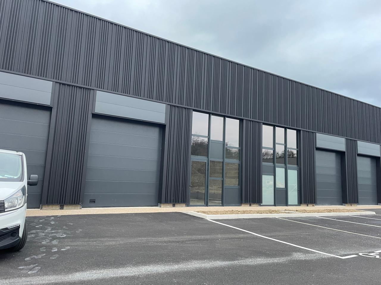 Local d'activité Trévoux 1313m² Vente local d'activité Trévoux Ain OVACT2310333 0